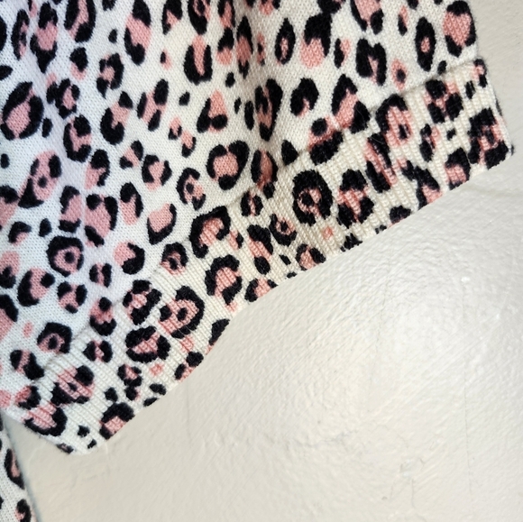 Talbots Blouse Women Animal Print Black Pink Front Button Casual Sz L - Picture 4 of 8